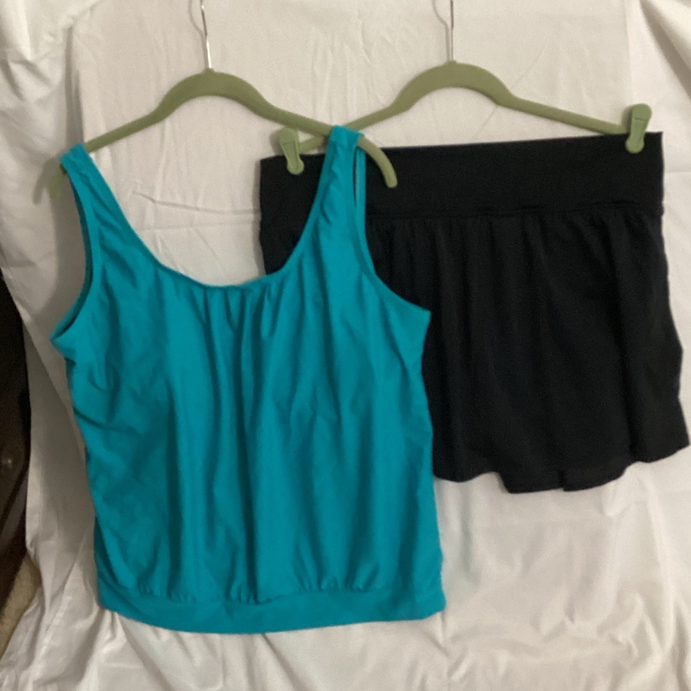 Two piece swim wear 🦢